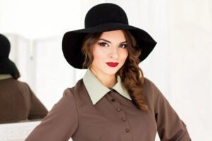 Как почистить фетровую шляпу