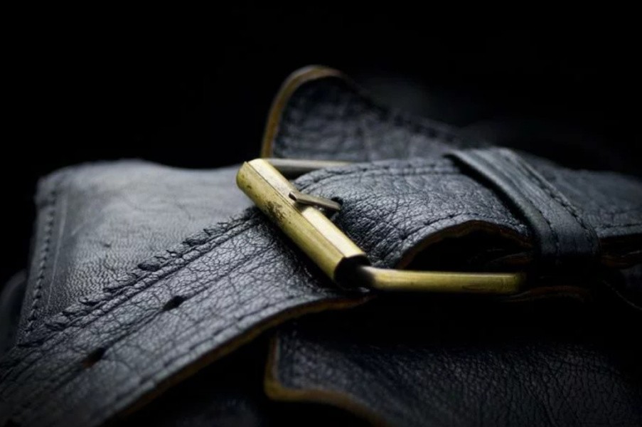 правила выбора женского ремня или пояса, выбор ремня для джинсов, подбор цвета для ремней и поясов